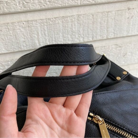 MICHAEL KORS Zipper Raven Fulton Bedford Hobo Shoulder Bag Black Nolita - Picture 3 of 9